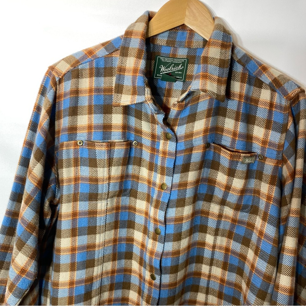 Sz Xl- Woman Woolrich Blue and Tan Plaid Shirt Wool blend